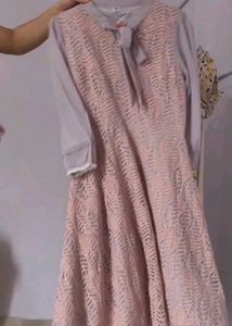 Elegant Grey Dress with Leaf Pattern