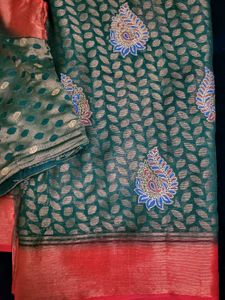 Elegant Green Saree with Blouse