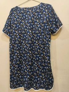 *Navy Blue Floral Print Cotton Night Suit for Wome