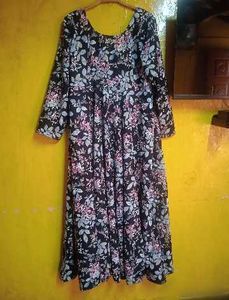 Floral Print Maxi Gown - Size 4XL