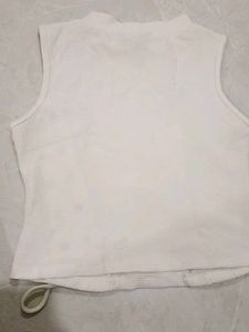 Chic White Sleeveless Lace-Up Top
