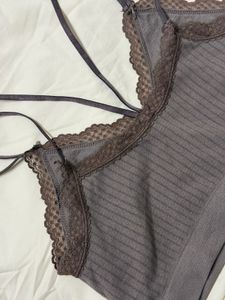 Lace Trim Bralette Top (free size)