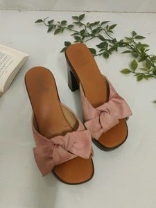 Pink Bow Heeled Mules🌸💕😚