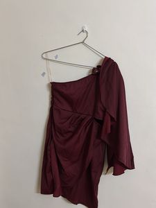 Chic One-Shoulder Ruched Dress
