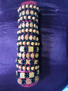13 pieces om charm bracelets