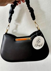 totally New Chic Black Handbag
