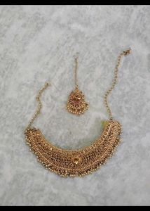 17.Gold Choker Necklace Set