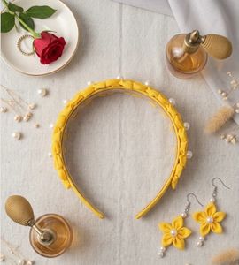 Floral hairband &amp; earrings set