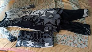 Elegant Floral Print Kurta Set