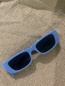 Chic Light Blue Cat-Eye Sunglasses