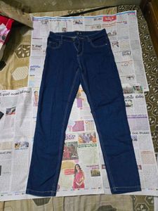 Classic Dark Wash Straight Leg Jeans