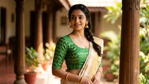 💚Green  Blouse