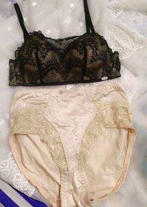 very sexy Lace Bra and Panty Set