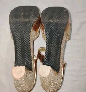 Sparkly silver Heels