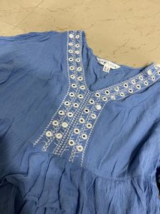 Baby blue top