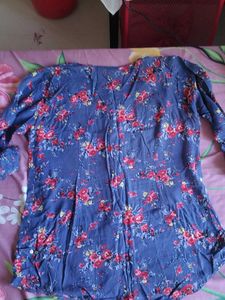 Blue Floral Print Button-Up Top