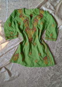 Lucknowi Short Kurti