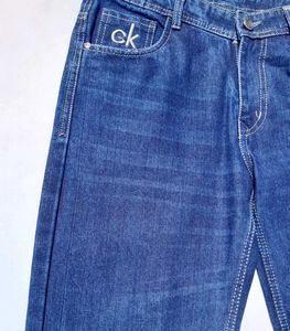 Stylish Calvin Klein Jeans – Classic Dark Blue Fit