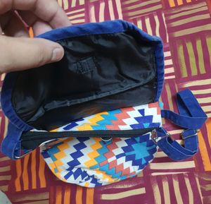 printed cloth sling bag with zip inside