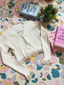 White Cropped Cardigan with Lace Trim