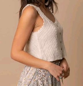 ⚡White Crochet Button-Up Crop Top