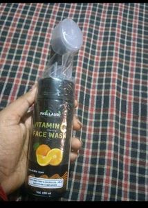 Phillauri Vitamin C Foaming Face Wash