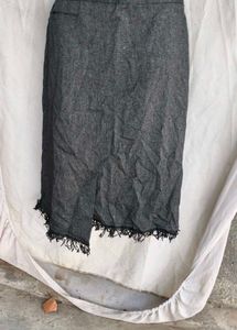 1262. Stylish Grey Pencil Skirt with Fringe Detail