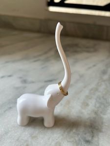 Ceramic Finger Ring Stand