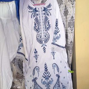 Elegant White &amp; Blue Kurta Set