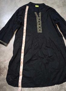 Elegant Black Kurta with Gold Embellishments