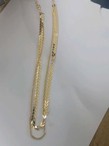 Elegant Gold Chain Necklace