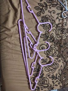 pack of 5 Clothes Hangers
