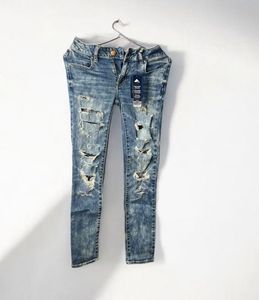American Eagle Distressed Jeans Size 28