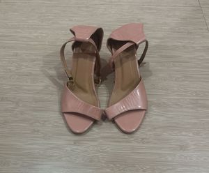 Chic Pink Block Heel Sandals