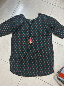 Green Printed Kurta with Tassel Detail