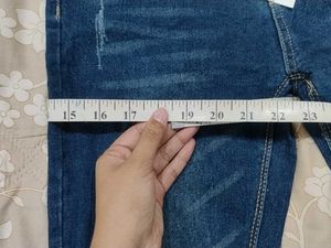 SKEN&amp;J Distressed Hem Jeans