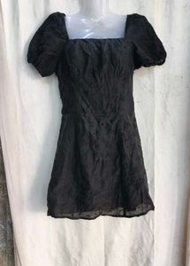 18810. Black Puff Sleeve Square Neck Dress