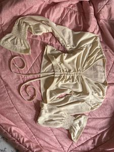 beige crop top:3 + (FREE GIFT 🎁)