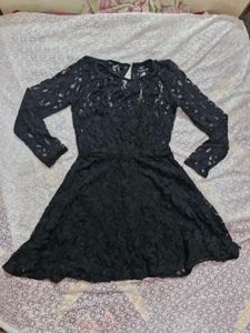 Chic Black Lace Dress