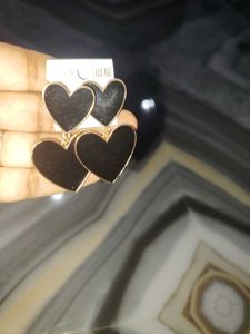 Black Heart Dangle Earrings