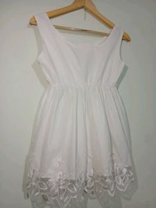 Cotton tops with Embellished lace