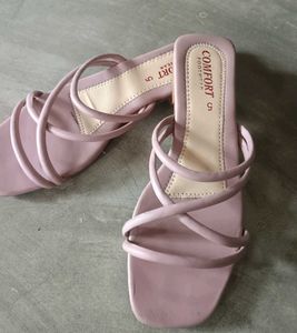 Chic Pink Strappy Flat Sandals
