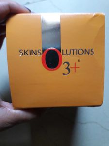Vitamin C &amp; Turmeric Glow Gel Cream