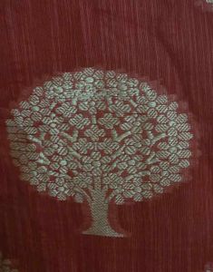 Red and Ivory Banarsee Silk cotton Kurta Set!