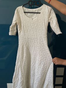 Elegant White Chikankari Kurta