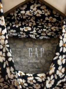 Gap Floral Print Mock Neck Slim Fit Top