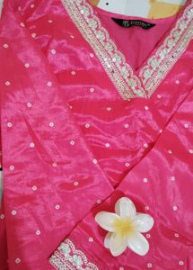 Vibrant Pink Bandhani Silk Kurti