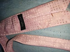 Van Heusen Pink Textured Necktie