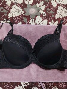 Lace Trim Padded Bra