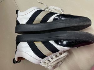 Stylish Men's Casual Sneakers